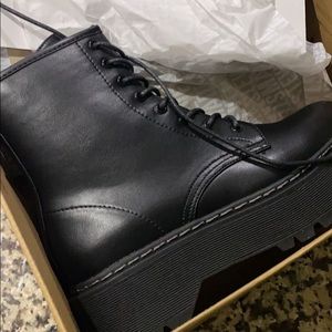 Women’s Black Boots Size 8